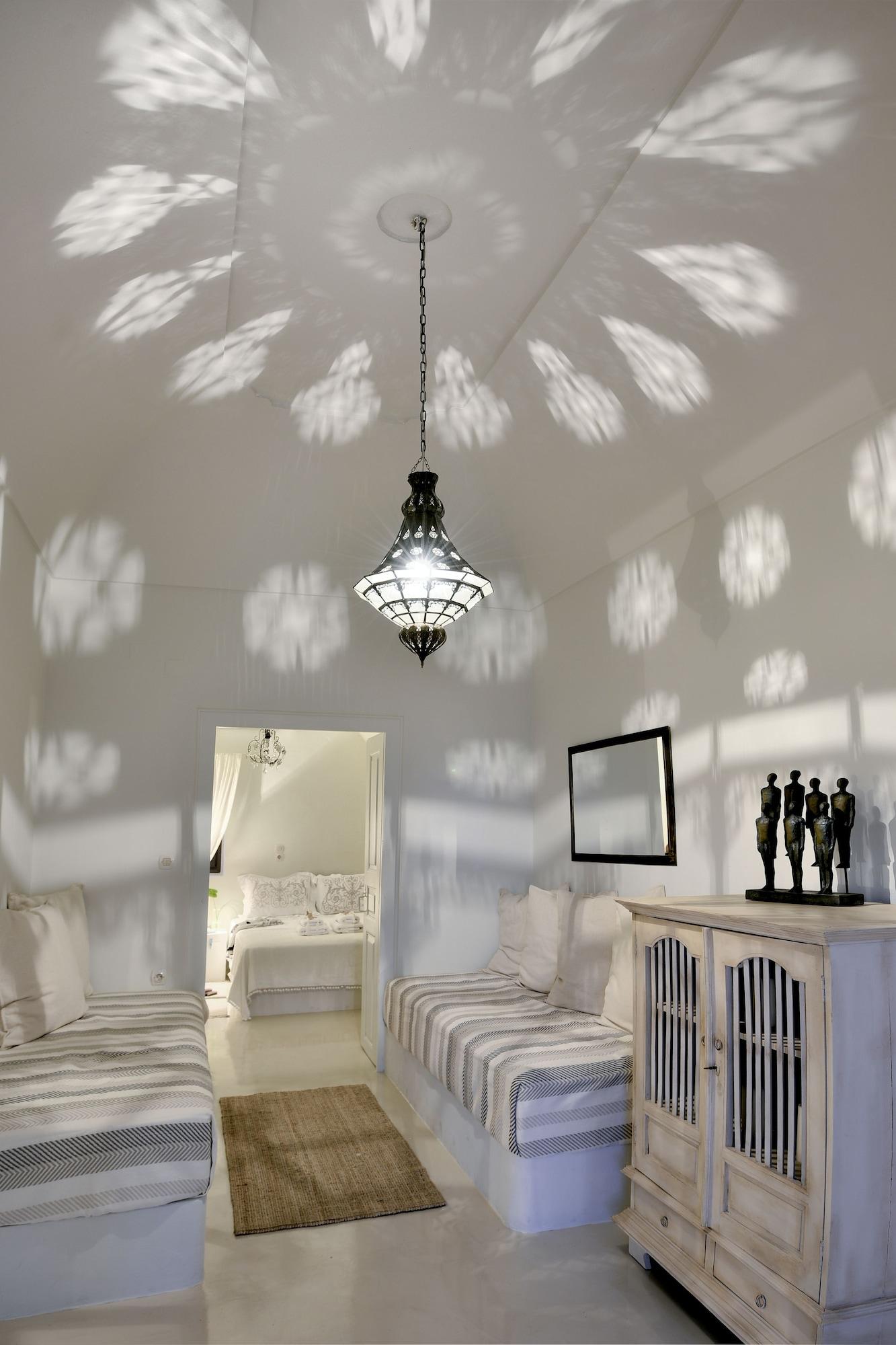 Alia Mansion By K&K Villa Megalohóri Kültér fotó